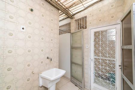 Apartamento para alugar com 120m², 2 quartos e sem vagaÁrea de Serviço