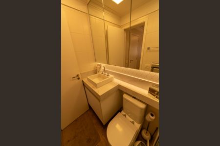 Apartamento à venda com 53m², 1 quarto e 2 vagasBanheiro da Suite