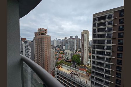 Varanda de kitnet/studio à venda com 1 quarto, 50m² em Jardim das Acacias, São Paulo