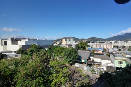 Apartamento para alugar com 85m², 2 quartos e 1 vagaVista