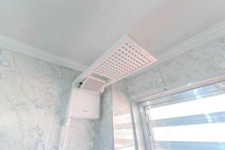 Apartamento à venda com 42m², 2 quartos e 1 vagaBanheiro Social