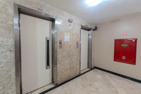 Apartamento à venda com 42m², 2 quartos e 1 vagaHall de entrada