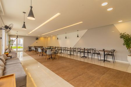 Apartamento para alugar com 43m², 2 quartos e 1 vagaÁrea comum - Salão de festas