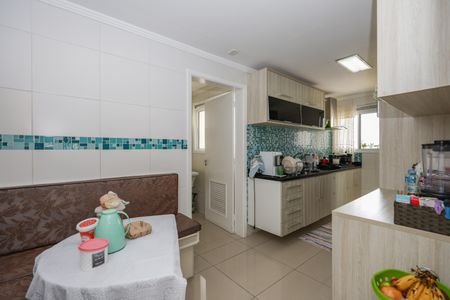 Apartamento à venda com 126m², 3 quartos e 2 vagasCozinha