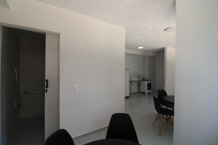 Apartamento para alugar com 34m², 2 quartos e sem vagaÁrea comum - Salão de festas