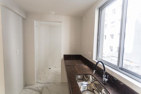 Apartamento à venda com 67m², 2 quartos e 2 vagasCozinha