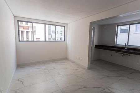 Sala de apartamento à venda com 2 quartos, 67m² em Savassi, Belo Horizonte