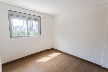 Apartamento à venda com 67m², 2 quartos e 2 vagasSuíte 2