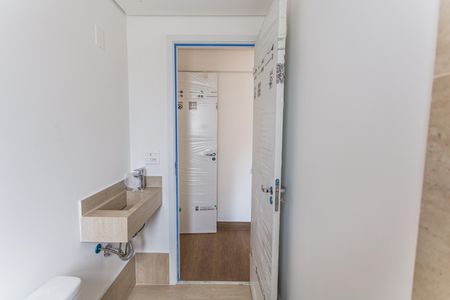 Apartamento à venda com 67m², 2 quartos e 2 vagasBanheiro da Suíte 1
