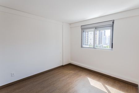 Suíte 1 de apartamento à venda com 2 quartos, 67m² em Savassi, Belo Horizonte