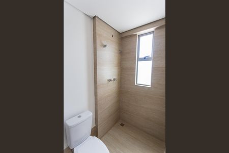 Apartamento à venda com 67m², 2 quartos e 2 vagasBanheiro da Suíte 2