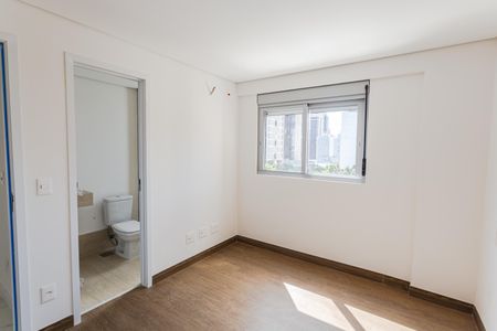 Apartamento à venda com 67m², 2 quartos e 2 vagasSuíte 2