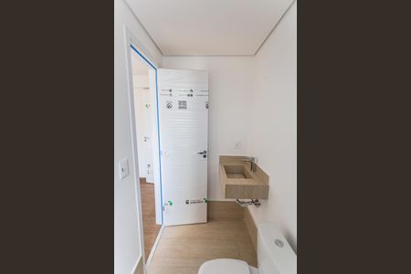 Apartamento à venda com 67m², 2 quartos e 2 vagasBanheiro da Suíte 2