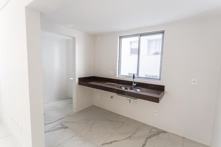 Apartamento à venda com 67m², 2 quartos e 2 vagasCozinha
