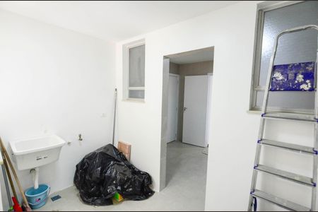 Apartamento à venda com 118m², 3 quartos e 1 vagaÁrea de Serviço