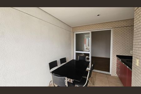 Apartamento à venda com 72m², 2 quartos e 1 vaga
