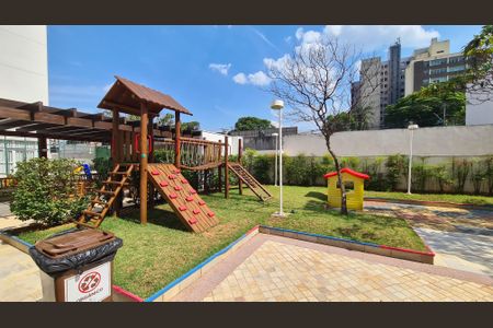 Apartamento à venda com 72m², 2 quartos e 1 vaga