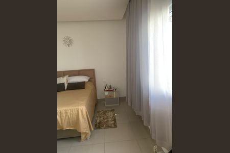 Foto 16 de casa à venda com 3 quartos, 178m² em Santo Antônio, Jundiaí