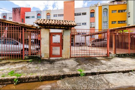 Apartamento para alugar com 60m², 2 quartos e 1 vagaFachada