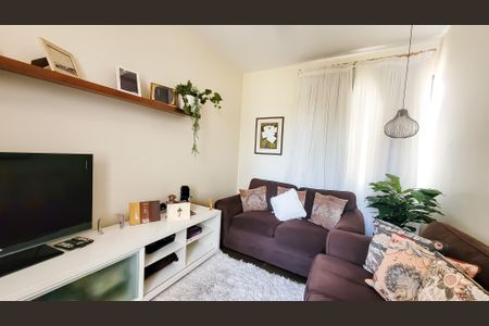 Casa à venda com 450m², 5 quartos e 2 vagas Casa à venda com 450m², 5 quartos e 2 vagasSala TV