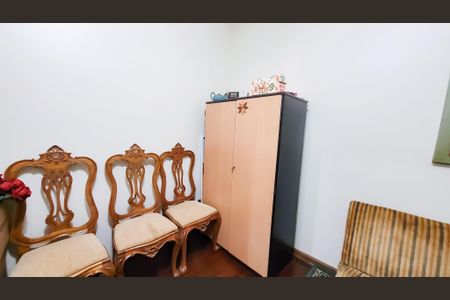 Casa à venda com 450m², 5 quartos e 2 vagas Casa à venda com 450m², 5 quartos e 2 vagasEscritório da Suite Master