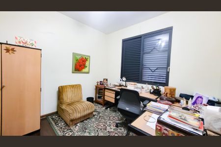 Casa à venda com 450m², 5 quartos e 2 vagas Casa à venda com 450m², 5 quartos e 2 vagasEscritório da Suite Master