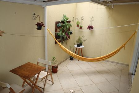 Casa de condomínio para alugar com 70m², 2 quartos e 2 vagasVaranda