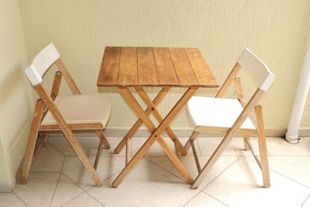 Casa de condomínio para alugar com 70m², 2 quartos e 2 vagasVaranda