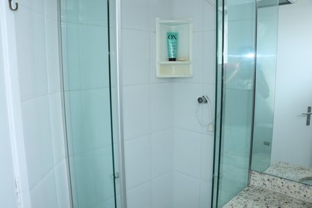 Casa de condomínio para alugar com 70m², 2 quartos e 2 vagasBanheiro Social