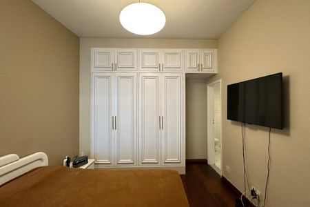 Apartamento à venda com 160m², 3 quartos e sem vaga Apartamento à venda com 160m², 3 quartos e sem vagaSuíte