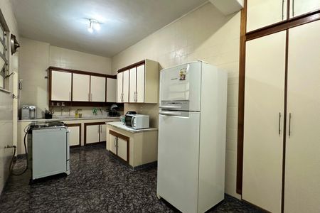 Apartamento à venda com 160m², 3 quartos e sem vaga