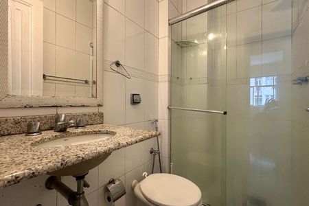 Apartamento à venda com 160m², 3 quartos e sem vaga Apartamento à venda com 160m², 3 quartos e sem vagaBanheiro 02