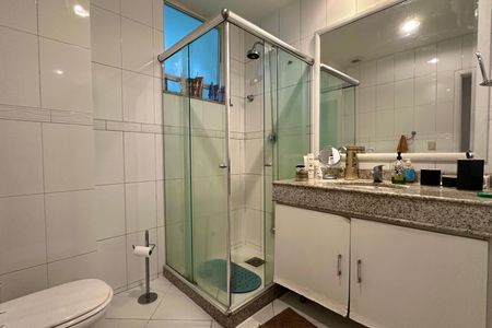 Apartamento à venda com 160m², 3 quartos e sem vaga Apartamento à venda com 160m², 3 quartos e sem vagaSuíte