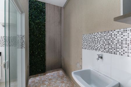 Casa de condomínio para alugar com 42m², 2 quartos e 1 vaga Casa de condomínio para alugar com 42m², 2 quartos e 1 vagaÁrea de Serviço