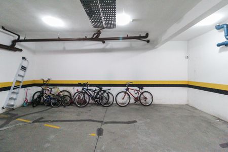 Casa de condomínio para alugar com 42m², 2 quartos e 1 vaga Casa de condomínio para alugar com 42m², 2 quartos e 1 vagaÁrea comum - Bicicletário