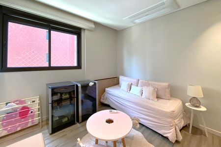 Apartamento à venda com 150m², 4 quartos e 4 vagasSuite 2