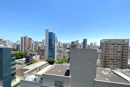 Apartamento à venda com 150m², 4 quartos e 4 vagasVista da Semi suite 2
