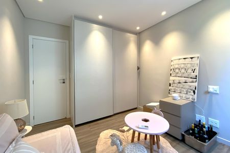 Apartamento à venda com 150m², 4 quartos e 4 vagasSuite 2