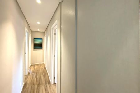 Apartamento à venda com 150m², 4 quartos e 4 vagasCorredor
