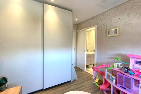 Apartamento à venda com 150m², 4 quartos e 4 vagasSemi suite 2