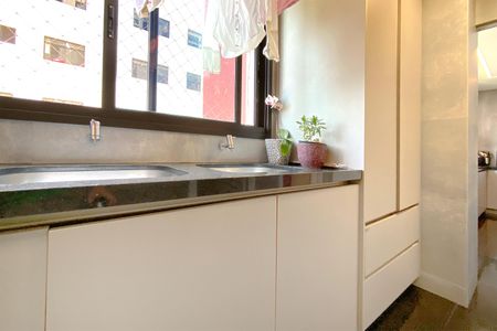 Apartamento à venda com 150m², 4 quartos e 4 vagasÁrea de Serviço