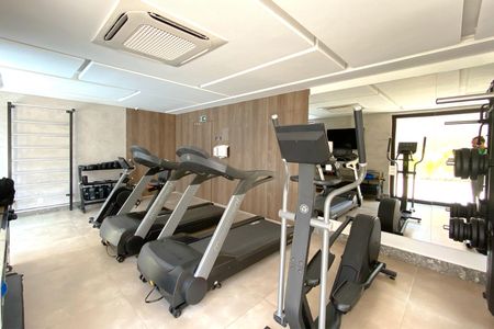 Apartamento à venda com 150m², 4 quartos e 4 vagasÁrea comum - Academia