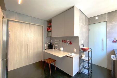Apartamento à venda com 150m², 4 quartos e 4 vagasCozinha