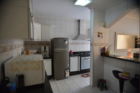 Apartamento à venda com 109m², 3 quartos e 3 vagasCozinha