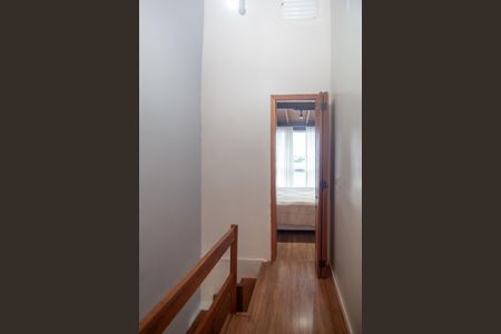 Casa de condomínio à venda com 87m², 3 quartos e 1 vaga Casa de condomínio à venda com 87m², 3 quartos e 1 vagaCorredor