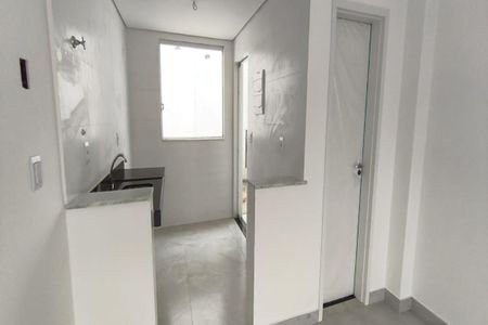 Casa à venda com 2 quartos, 112m² em Planalto, Belo Horizonte