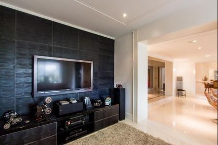 Apartamento à venda com 370m², 4 quartos e 5 vagas