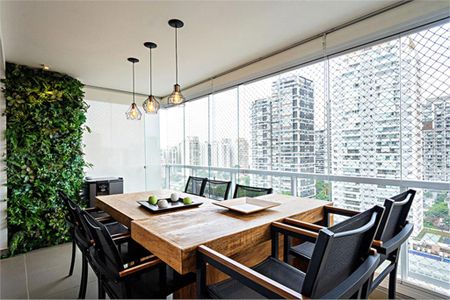 Apartamento à venda com 4 quartos, 225m² em Cidade Monções, São Paulo