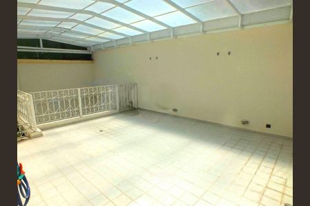 Casa à venda com 5 quartos, 478m² em Chácara Monte Alegre, São Paulo