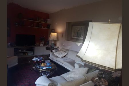 Casa à venda com 7 quartos, 800m² em Brooklin, São Paulo